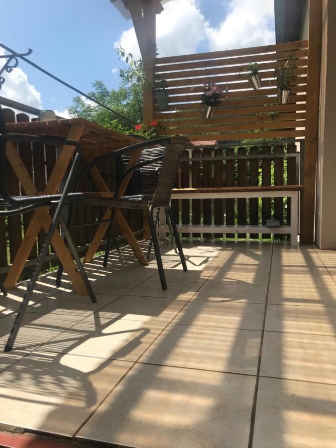 Apartman U Reky Srbsko Buitenkant foto